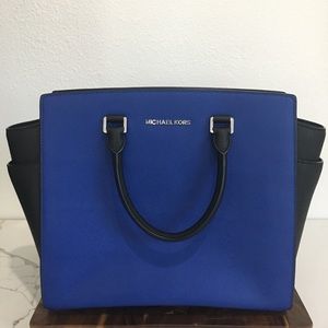 Michael Kors Selma Purse